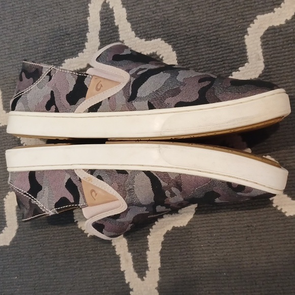 OLUKAI PEHUEA PA'I Camo Slip On Shoes Women's 10 - Picture 12 of 16